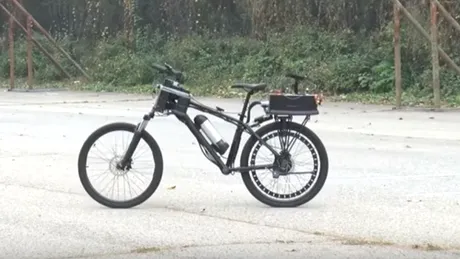 Cum arată bicicleta care se conduce singură - VIDEO