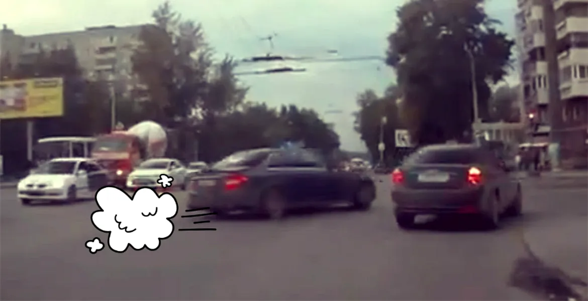 VIDEO: Cum se intră în intersecţie în Rusia