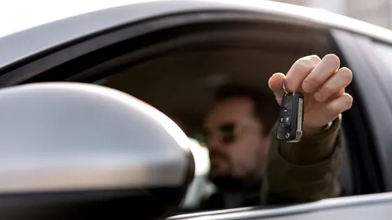 Cod Rutier 2026: De la ce valoare alcoolul la volan devine infracțiune și ce riști dacă ai sub 0,40 mg/l