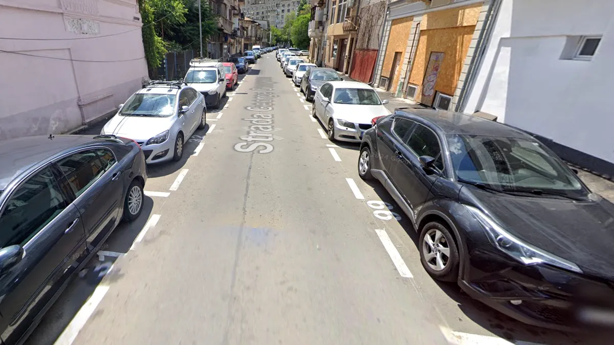 Cod Rutier 2024: Care e distanța regulamentară între mașinile parcate?