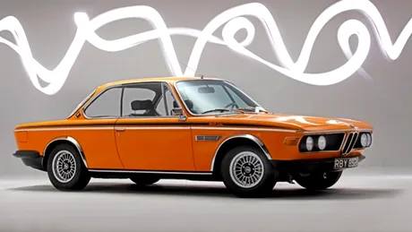 Legătura dintre mașinile BMW, yacht-urile Bavaria și telefoanele VERTU