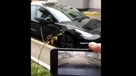 VIDEO. Sistemul de protecție al Tesla 3, activat la Cluj, deși nu e disponibil în Europa