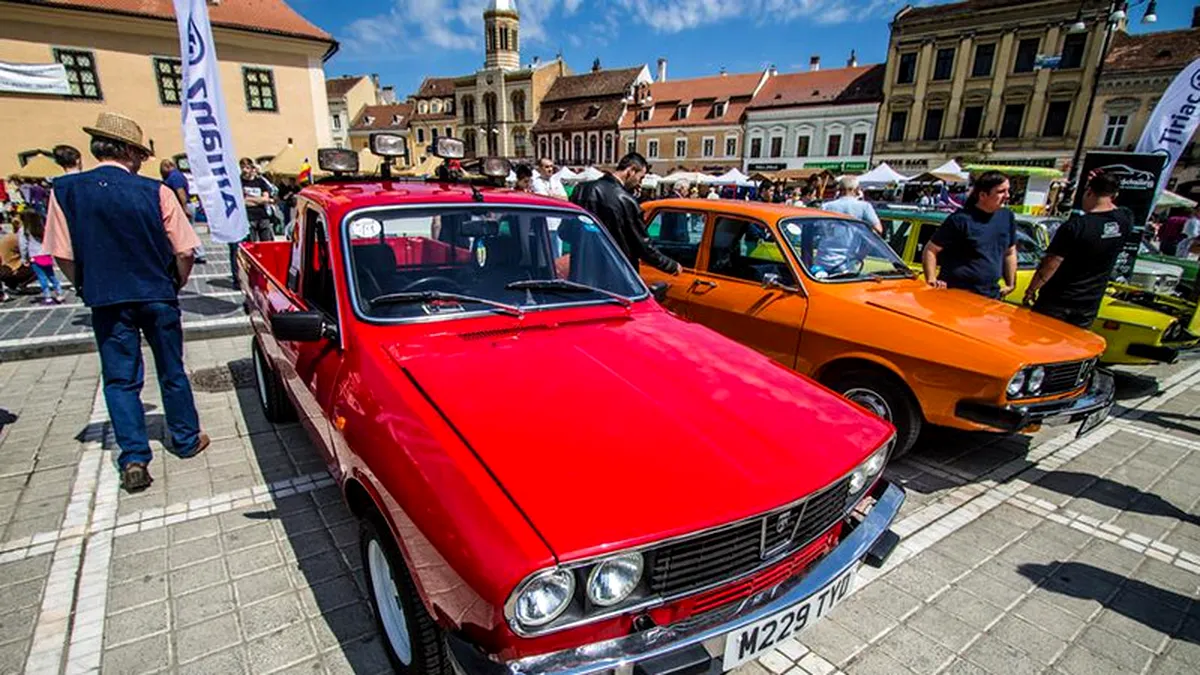 O Dacie venită din SUA, un Lăstun impecabil şi alte 70 de maşini au fost expuse la Braşov. VIDEO