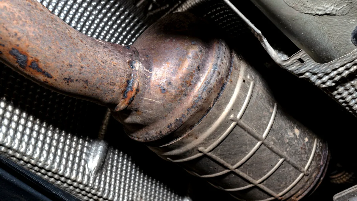 Cât costă în 2026 un filtru de particule și cum poți face singur curățarea DPF