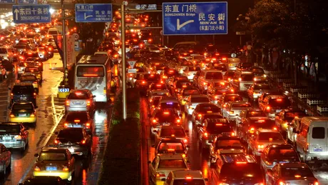 „Loveşte ca să omori”, sau de ce şoferii chinezi se asigură că victimele lor sunt moarte