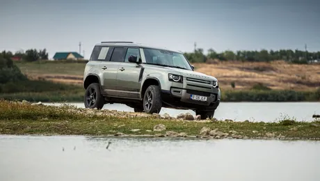 Land Rover pregătește o versiune mai extremă a lui Defender. SUV-ul britanic, testat pe Nürburgring