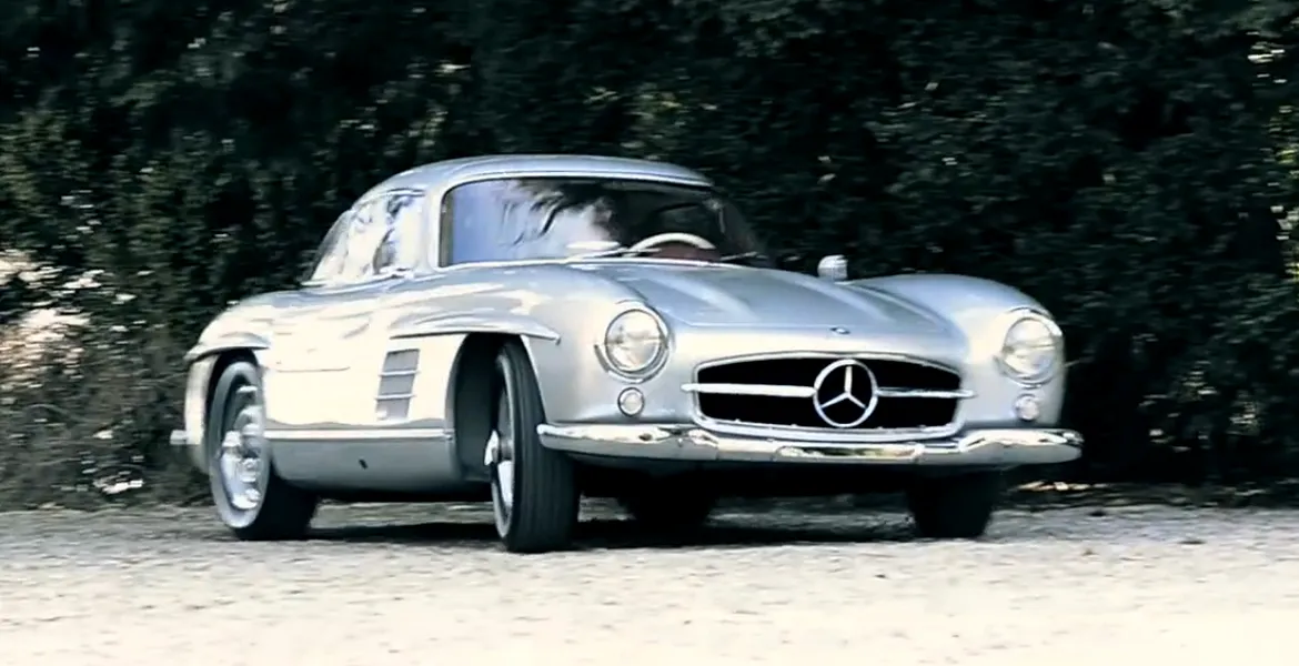 La plimbare cu Mercedes-Benz 300SL. VIDEO