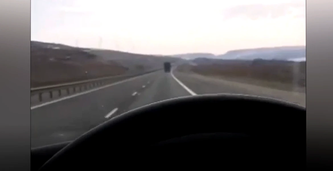 VIDEO – Accidentul de pe Autostrada Transilvania, soldat cu 5 răniţi, a fost transmis Live pe Facebook de către şoferul vinovat