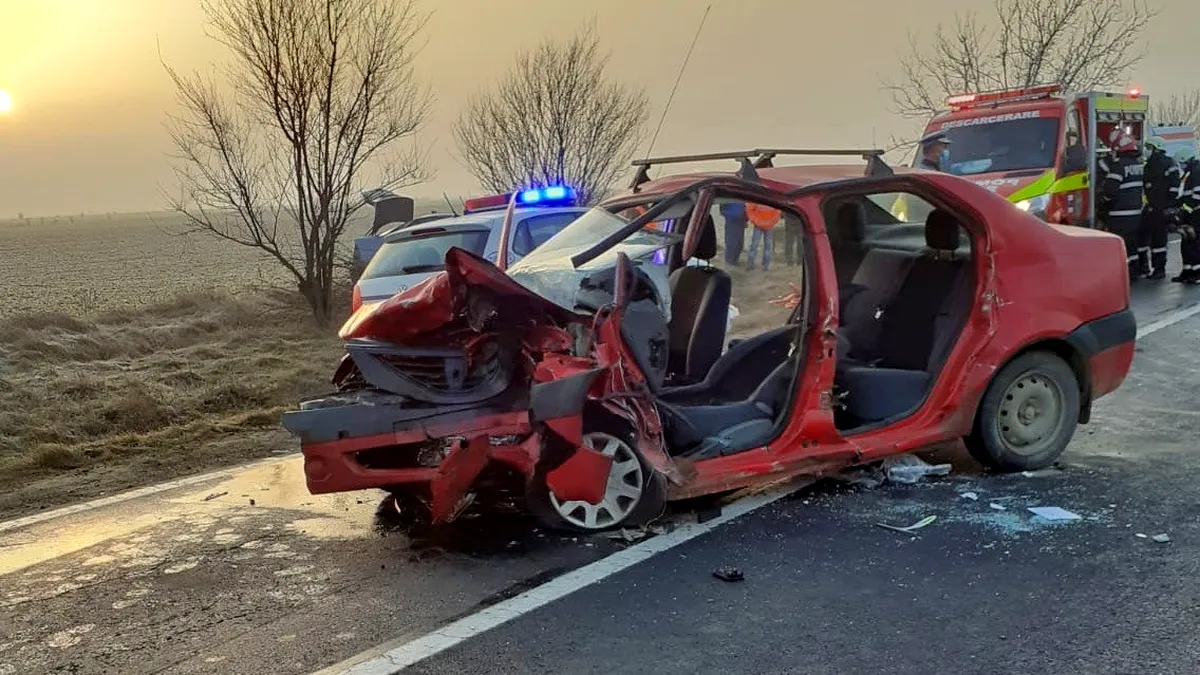 Accident grav pe DN71, în județul Dâmbovița. 5 persoane încarcerate