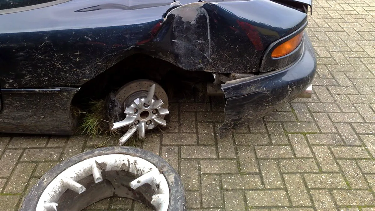 Accident Aston Martin DB7