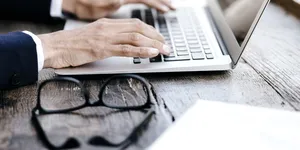 AGDE solicită aplicarea imediată a prevederilor legale privind remunerația compensatorie pentru copia privată în beneficiul editorilor de presă