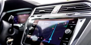 Cum contribuie inteligența artificială la creșterea prețurilor automobilelor. Pe segmentul EV problema e și mai mare