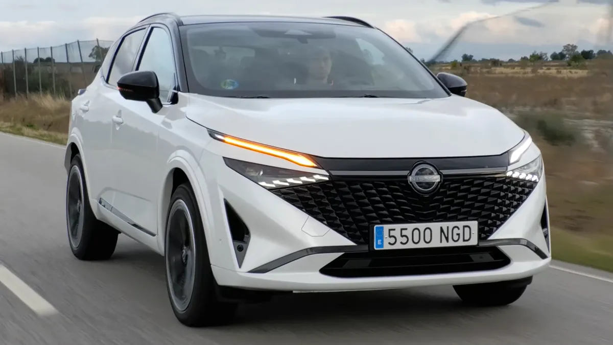 Test extrem cu Nissan Qashqai: cât duce cu un singur plin? Nissan spune 1.200 km, realitatea din trafic spune altceva