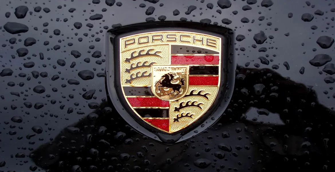 Zeci de mii de Porsche din Europa, chemate în service