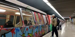 Un mare oraș a rezolvat problema vandalismului din metrou cu o singură soluție ingenioasă