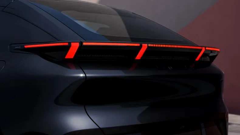 Lynk & Co 02 primește un upgrade. Ce aduce nou rivalul lui Volvo EX30