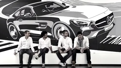 VIDEO: Mercedes-Benz le face un cadou celor 17 milioane de fani de pe Facebook