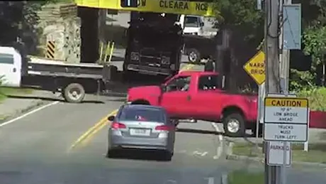 Podul care provoacă cele mai stupide accidente [VIDEO]