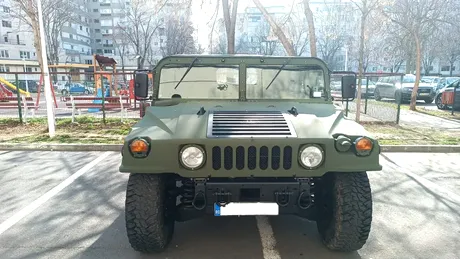 Humvee „unicat”, scos la vânzare pe OLX. Cât costă vehiculul militar? - GALERIE FOTO