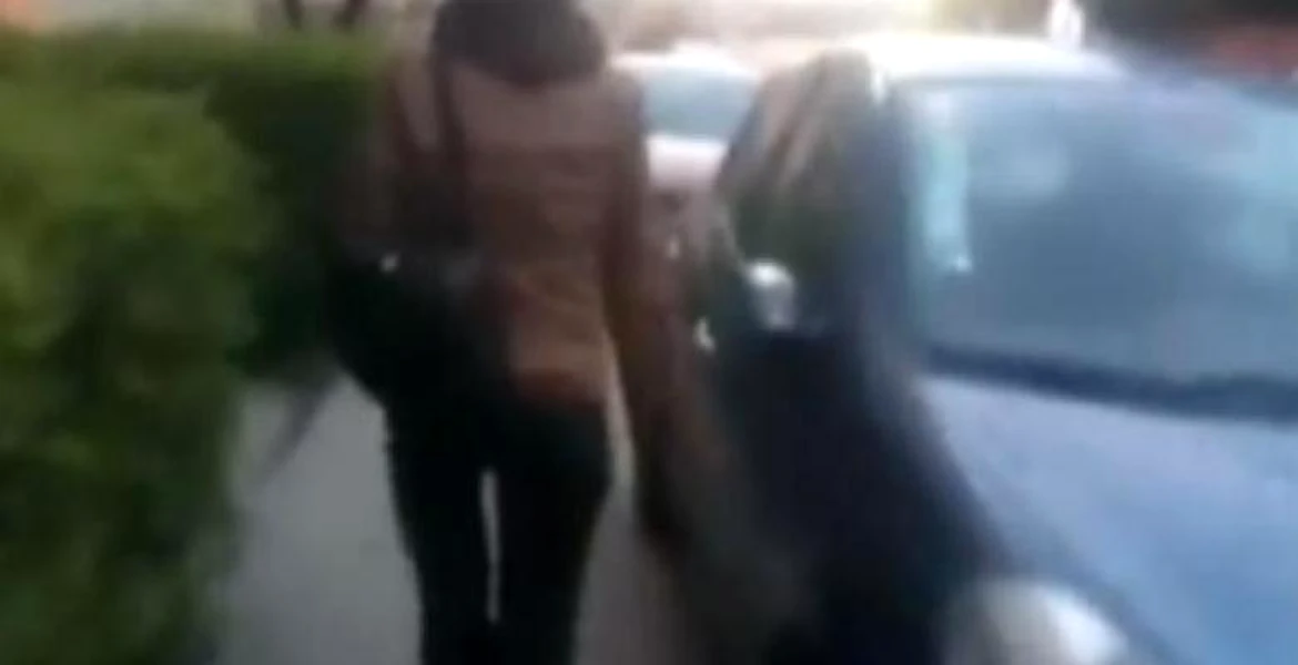 Răzbunătoarea din Cluj. Ce a făcut o femeie supărată că vecinii parchează pe trotuar?