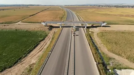 Filmare aeriană cu cei 30 de km ai șantierului centurii Bacău (16 km de autostradă și 14 km drum cu 2 benzi)