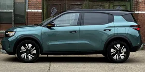 Test drive Opel Frontera Hybrid 145: un nou început pentru SUV-ul german / VIDEO