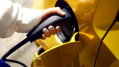 Poate un generator portabil pe benzină/diesel să încarce o mașină electrică?
