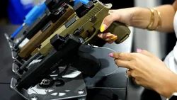 Ron Cohen, CEO SIG Sauer, gigantul producător de arme de foc: Dorim să dezvoltăm divizia europeană a companiei în România. Un avantaj este prezența unei industrii auto dezvoltate