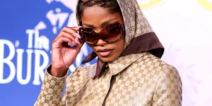 Ce mașină conduce actrița devenită milionară la 12 ani, dar care refuză un automobil de lux: „Trăiesc sub posibilitățile mele”