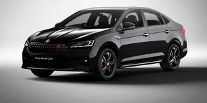 <span class='prepend'>Foto |</span> Škoda Slavia primește un facelift modern. Sedanul care ar putea fi un rival pentru Dacia Logan dacă ar fi disponibil în Europa