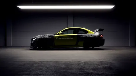 BMW vrea să lanseze în 2026 o mașină de curse pe care o poți conduce și pe stradă