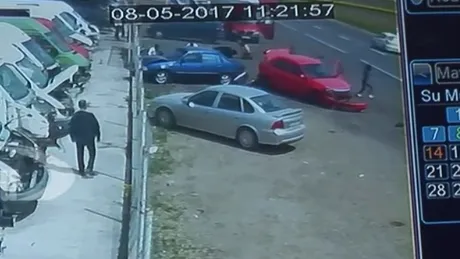 O şoferiţă care a spulberat patru persoane era pe cale să fie linşată [VIDEO]