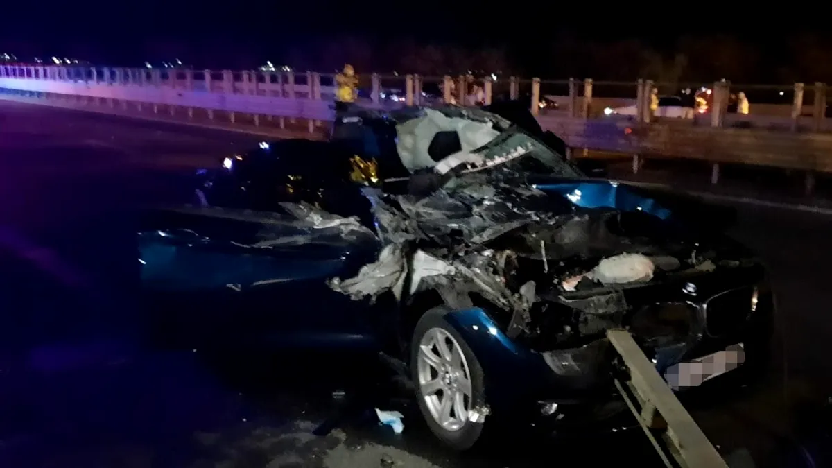 Accident grav pe autostrada București Pitești după ce un TIR a întors - VIDEO