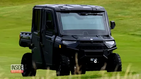 Donald Trump are acum un golf cart blindat. Golf Force One este real - VIDEO