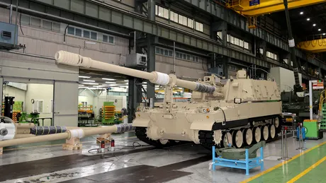 A început construcția fabricii care va produce obuziere autopropulsate în România. Este posibil ca la Petrești să fie produse și MLI-uri
