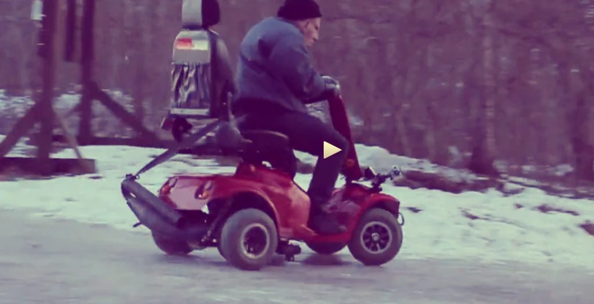 VIDEO: Ce poate să facă un „pensionar” trăznit cu un scuter