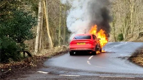 Au tunat un Audi RS3 până când i-a explodat motorul în mers