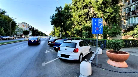 Continuă războiul dintre Primăria Capitalei și Sectorul 4 pe locurile de parcare