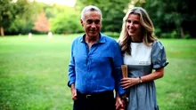 Cristela și Călin Georgescu, reuniți la DIICOT. Fostul candidat la prezidențiale asistă la perchezițiile informatice, în vreme ce soția explică ce știe despre înțelegerile lui