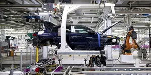 Bruxelles-ul impune condiții dure pentru acreditarea „Made in Europe”: 70% dintre piesele mașinilor trebuie să fie produse local