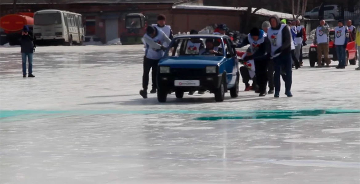 ProMotor NEWS: ruşii reinventează cel mai obscen sport pe gheaţă
