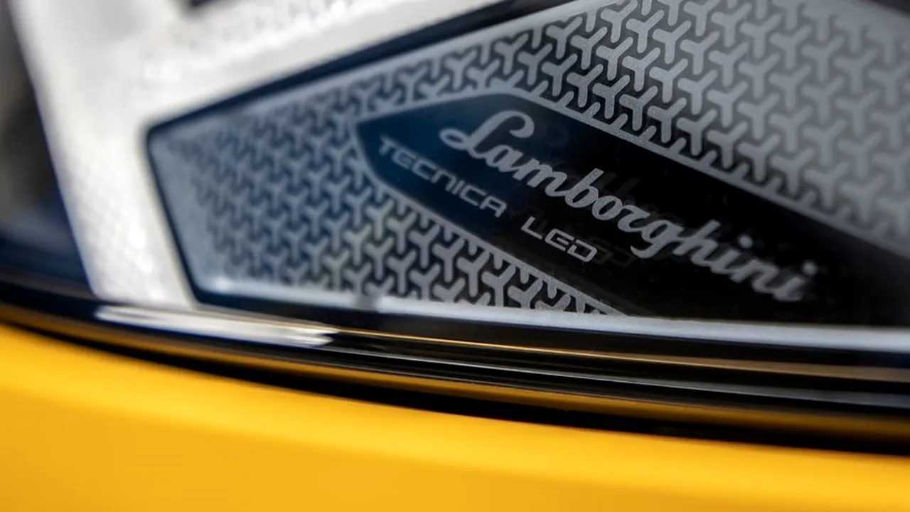 Lamborghini-Urus-2019-1280-e6 