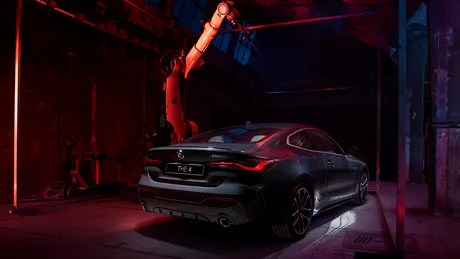 BMW Seria 4 și robotul industrial KUKA sunt personajele unui scurt metraj