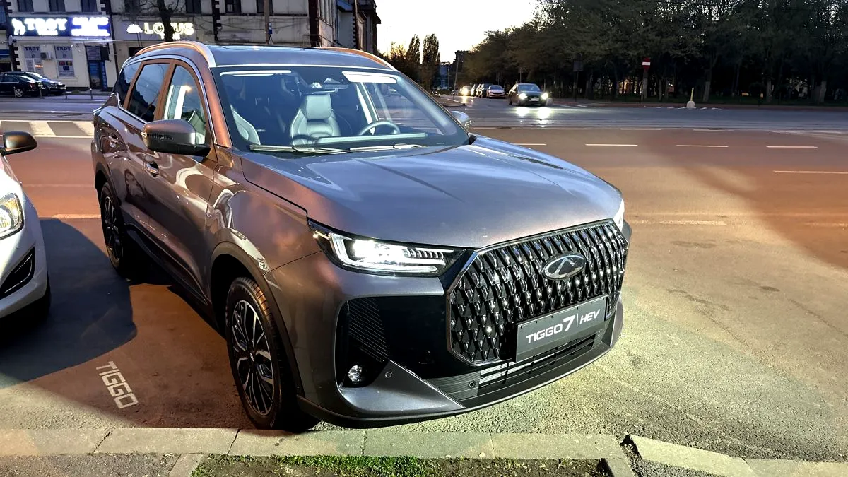 Rivala Daciei Bigster, CHERY TIGGO 7, depășește 30.000 de exporturi într-o singură lună. Brandul a trecut de 2.000 de mașini înmatriculate și în România