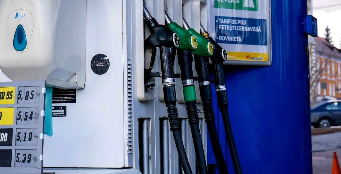 Prețurile carburanților o iau razna: Benzina e mai scumpă decât motorina