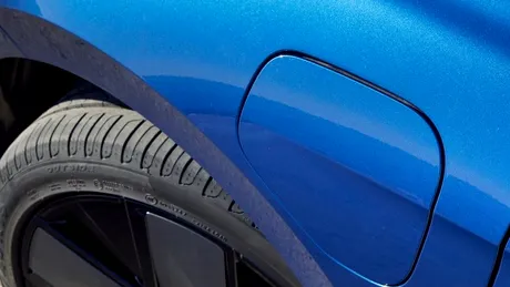 Un șofer a fost prins la frontieră cu două baterii destinate mașinilor hibride furate din Germania