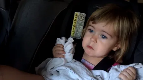 VIDEO: Reacţia unui copil mic la intrarea într-o spălătorie auto automată