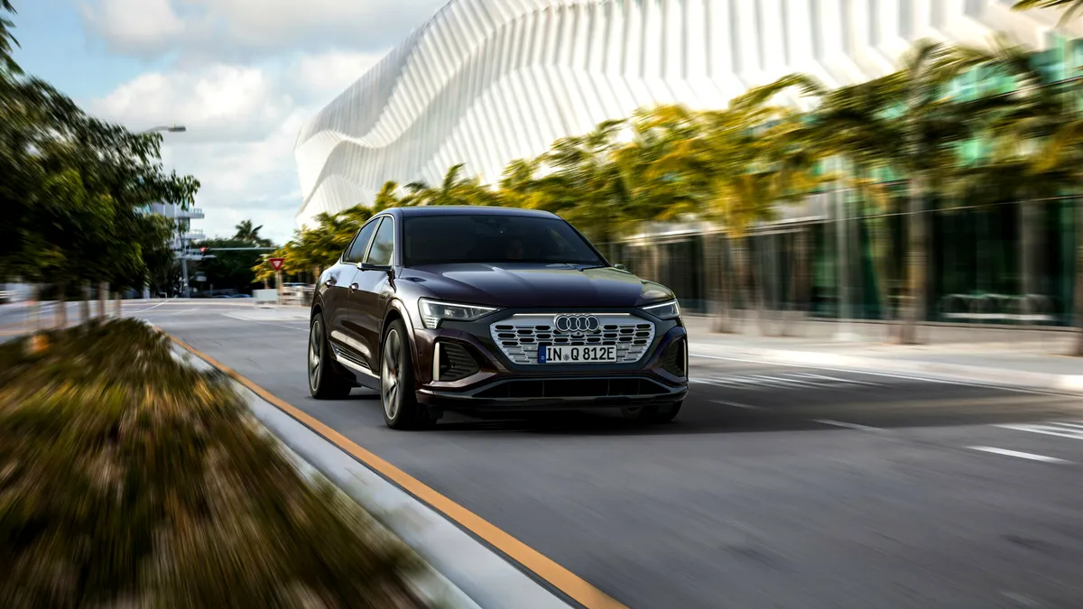 Noul Audi Q8 e-tron este disponibil și în România. Cât costă cel mai mare SUV electric de la Audi