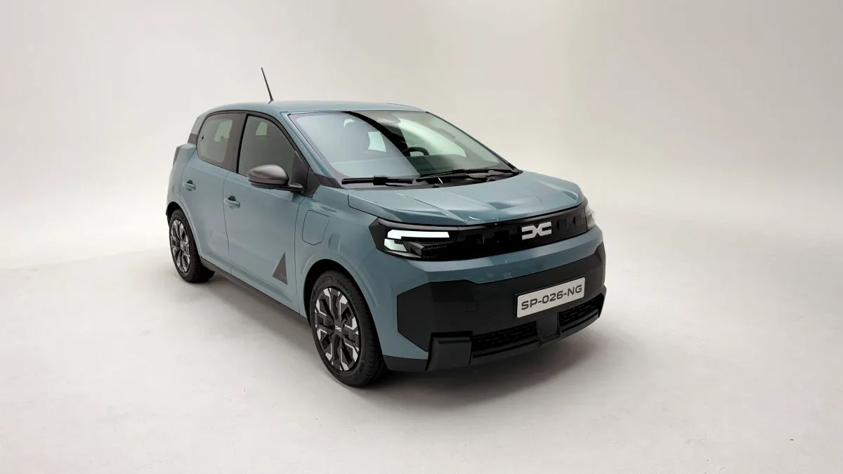 Presa internațională, cucerită de noua Dacia Spring. Top Gear: Un bebeluș puțin mai gras, mai lat, mai rapid