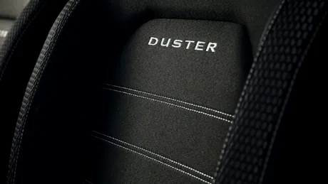 FOTO. Cât costă o Dacia Duster arsă în totalitate. Mașina a fost fabricată în 2021